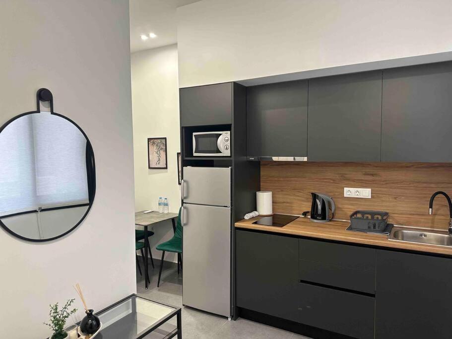 Apartment Cozy In A New Building 5 Piraeus